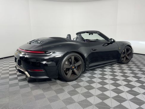 Used 2026 Porsche 911 GTS image 9