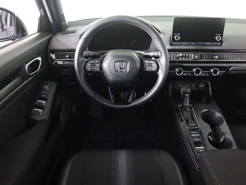 Certified 2025 Honda Civic Sport image 29