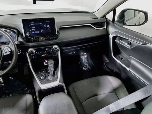 Certified 2025 Toyota RAV4 XLE AWD/4WD image 20