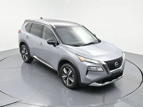 Used 2023 Nissan Rogue Platinum w/ Platinum Premium Package AWD/4WD image 17