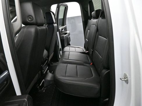 Used 2021 Chevrolet Silverado 2500 W/T w/ WT Convenience Package AWD/4WD image 25