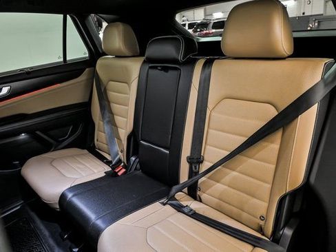 Certified 2025 Volkswagen Atlas Cross Sport SEL R-Line image 14