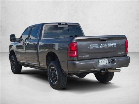 Used 2025 RAM 2500 Laramie AWD/4WD image 7