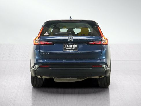 Used 2024 Honda CR-V LX image 4