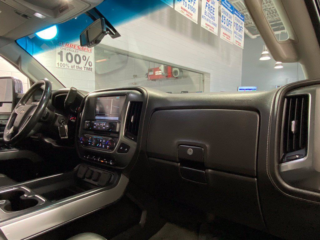 Used 2018 Chevrolet Silverado 2500 LTZ w/ Vortec Plus Package AWD/4WD image 33