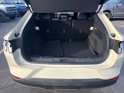 Used 2025 Ford Mustang Mach-E Select w/ Comfort Package Lite image 11