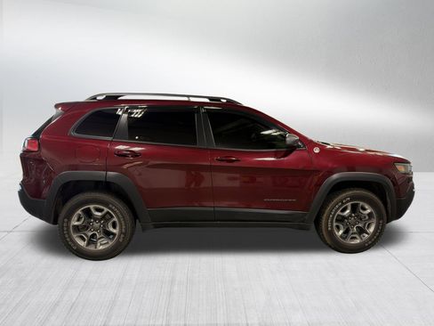 Used 2019 Jeep Cherokee Trailhawk w/ Cold Weather Group AWD/4WD image 8
