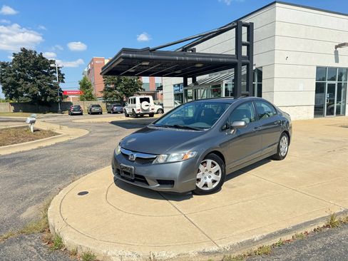 Used 2011 Honda Civic LX image 1