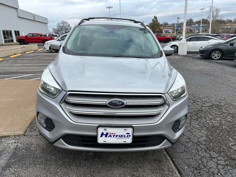 Used 2018 Ford Escape SE w/ SE Sync 3 Package image 3