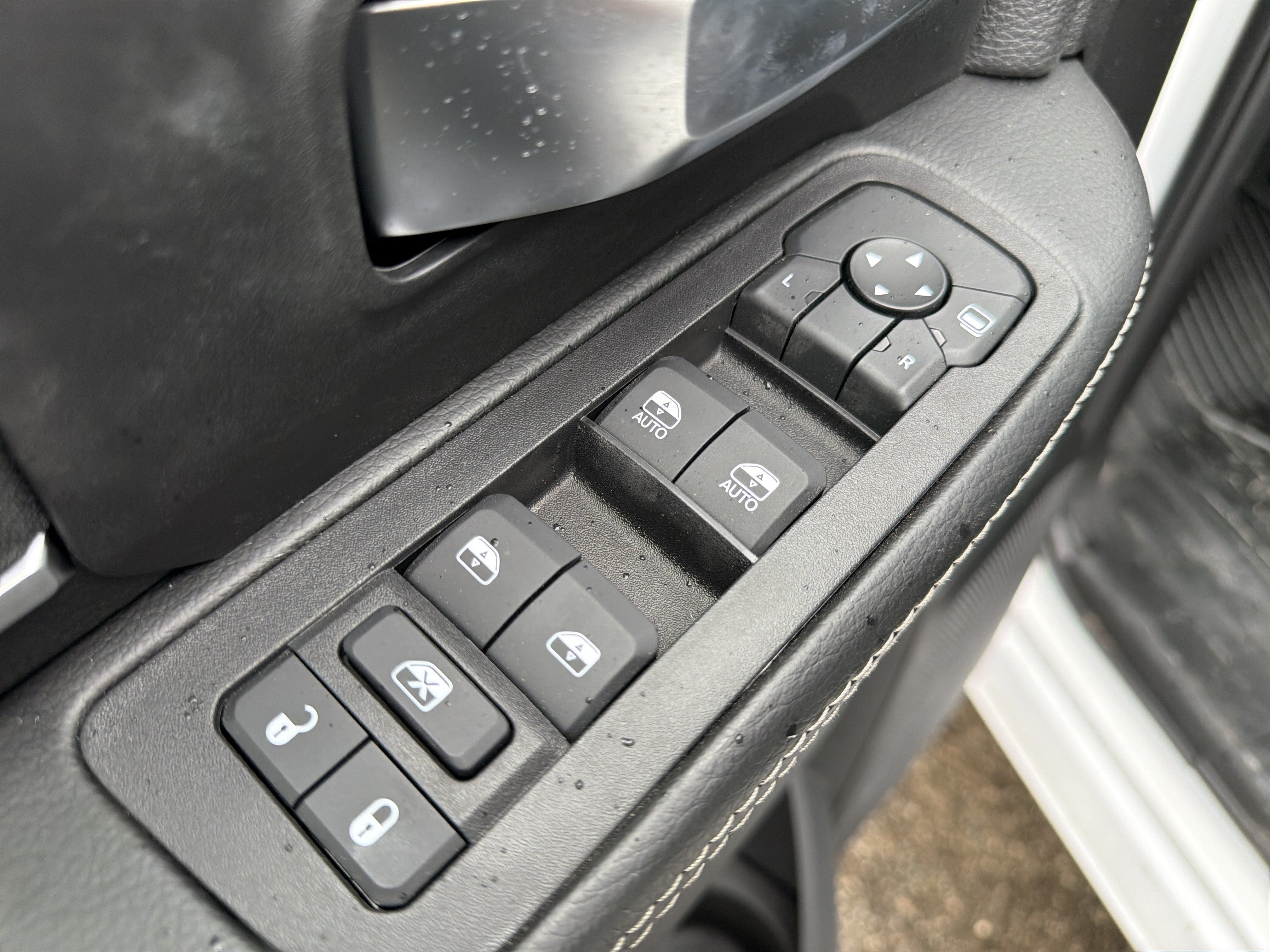 Used 2025 RAM 3500 Big Horn AWD/4WD image 13