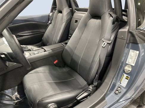 Used 2021 MAZDA MX-5 Miata RF Grand Touring image 30