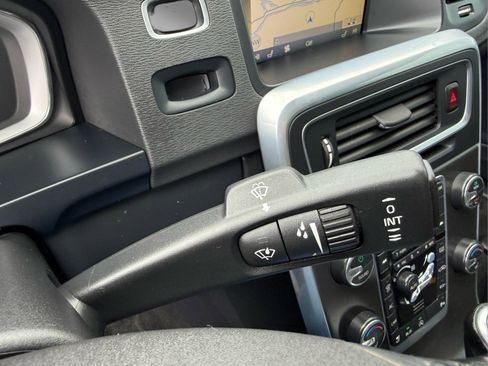 Used 2015 Volvo S60 T5 Platinum FWD image 29