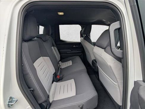 Used 2024 Toyota Tacoma TRD Off-Road image 7