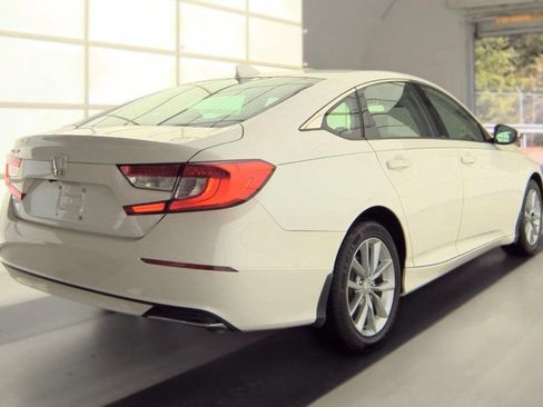 Used 2021 Honda Accord LX image 3