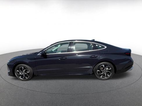Used 2025 Hyundai Sonata SEL FWD image 9