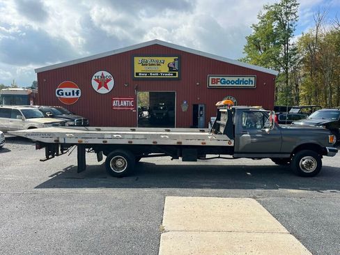 Used 1991 Ford F450 2WD Regular Cab Super Duty image 2