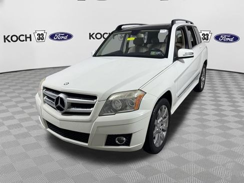 Used 2011 Mercedes-Benz GLK 350 4MATIC image 3