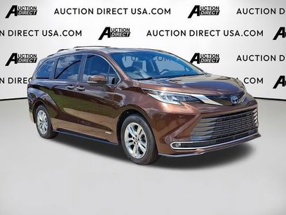 Used 2021 Toyota Sienna Limited