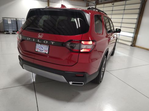 New 2026 Honda Pilot EX-L image 15