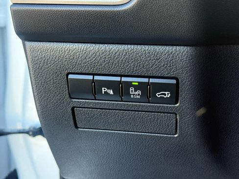 Used 2015 Lexus NX 200t FWD image 12