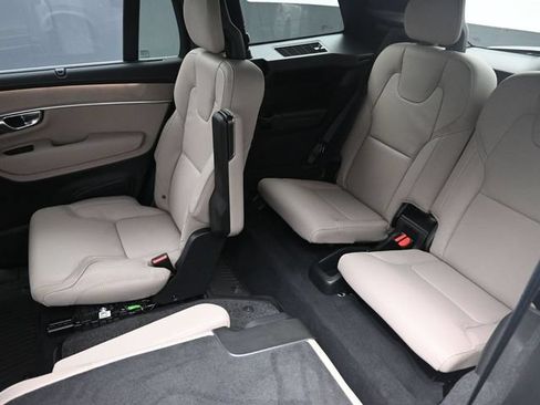 Used 2026 Volvo XC90 B6 Ultra w/ Protection Package Premier AWD/4WD image 22