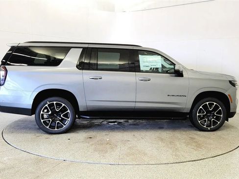 New 2026 Chevrolet Suburban RST w/ Comfort Package image 8