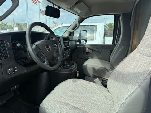 New 2025 GMC Savana 4500 w/ Power Convenience Package image 6