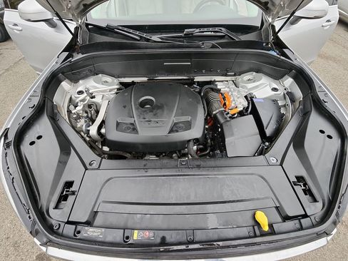 Used 2021 Volvo XC90 T8 Inscription w/ Climate Package image 18