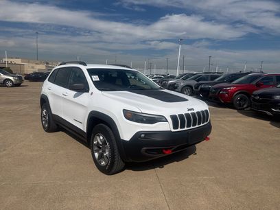 Used 2019 Jeep Cherokee Trailhawk