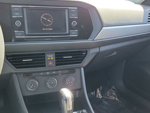 Used 2019 Volkswagen Jetta S image 20