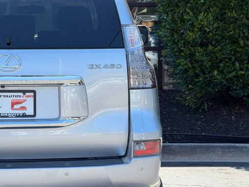 Used 2017 Lexus GX 460 w/ Navigation Package AWD/4WD image 15