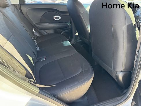 Used 2016 Kia Soul image 28
