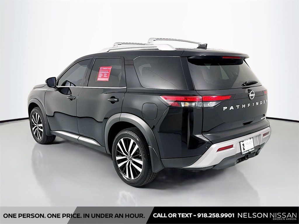 Certified 2025 Nissan Pathfinder Platinum w/ Cargo Package FWD image 7