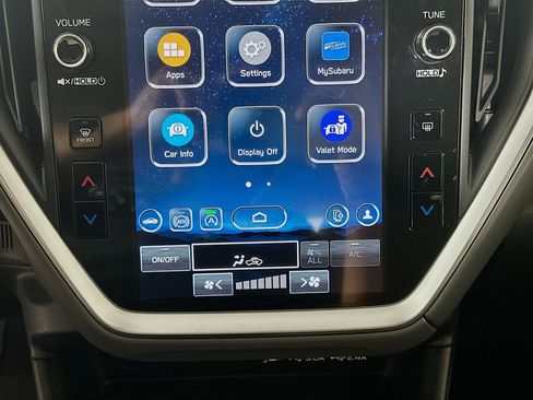 Used 2024 Subaru Crosstrek 2.0i Premium image 22