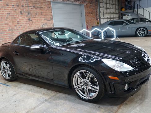 Used 2007 Mercedes-Benz SLK 55 AMG image 3