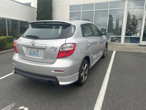 Used 2010 Toyota Matrix S AWD/4WD image 4