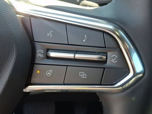 Used 2026 Chevrolet Equinox LT FWD image 18