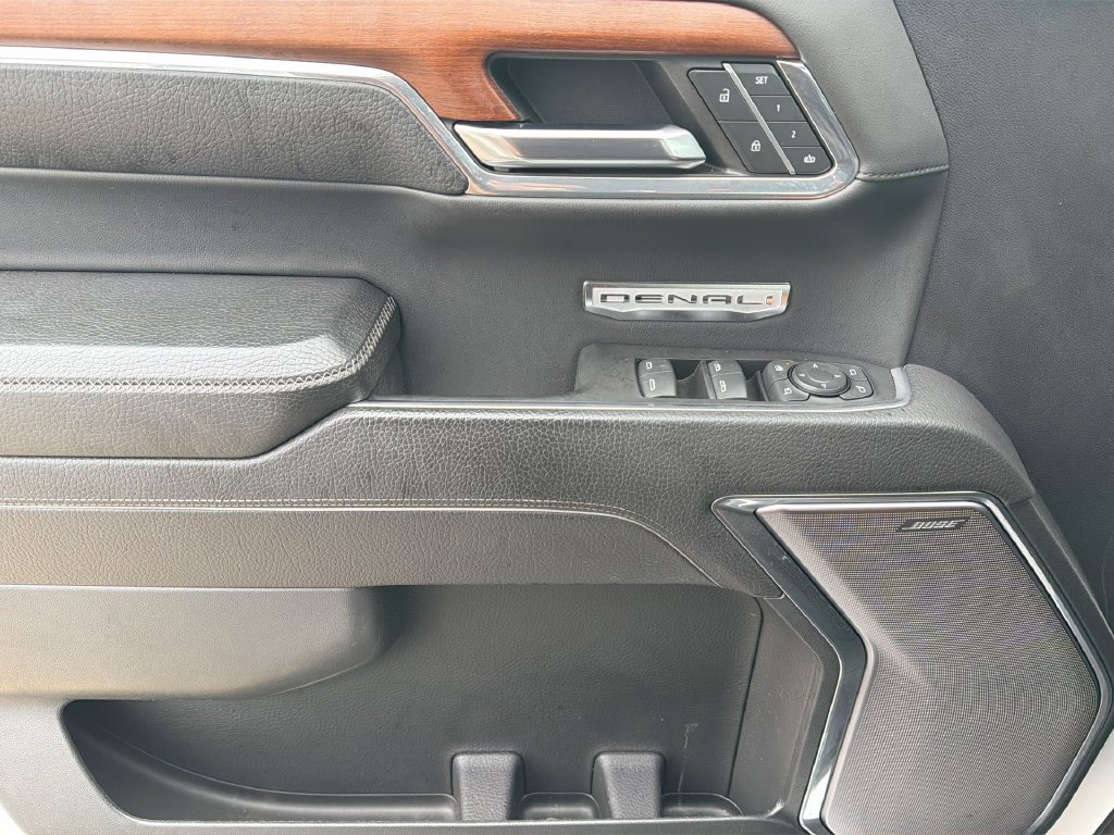 Used 2023 GMC Sierra 1500 Denali AWD/4WD image 19
