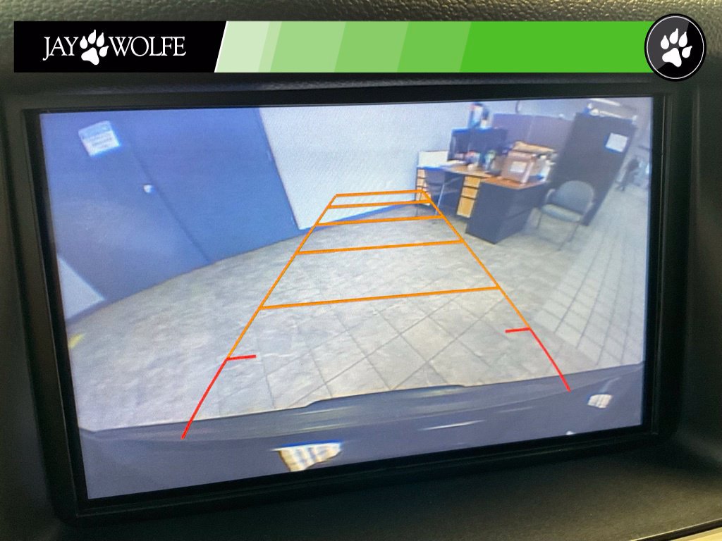 Used 2016 GMC Yukon SLT AWD/4WD image 16