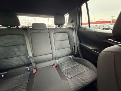 Used 2025 Chevrolet Equinox LT image 36