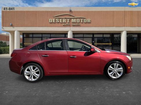 Used 2011 Chevrolet Cruze LTZ FWD image 4