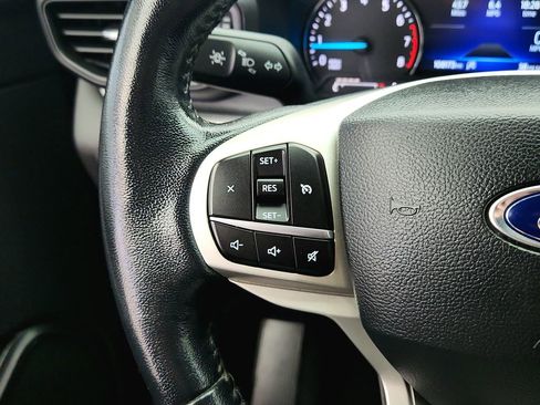 Used 2022 Ford Explorer XLT AWD/4WD image 20