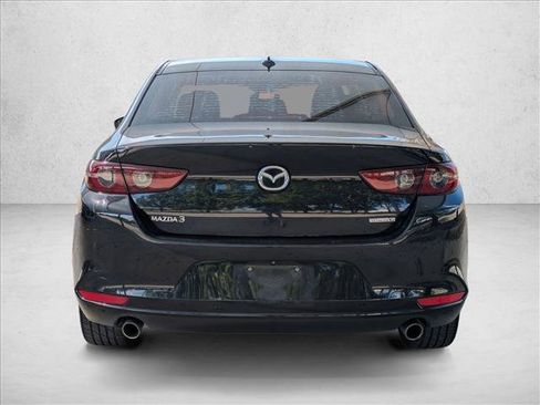 Used 2020 MAZDA MAZDA3 Sedan w/ Preferred Package FWD image 4