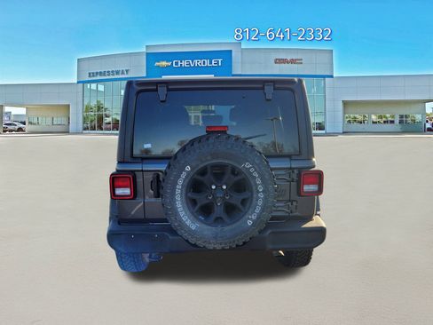 Used 2021 Jeep Wrangler Unlimited Sport image 6