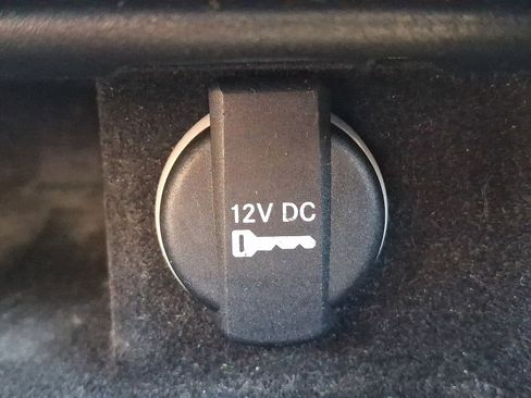 Used 2019 Chrysler 300 S image 22