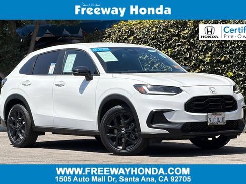 Certified 2024 Honda HR-V Sport image 1