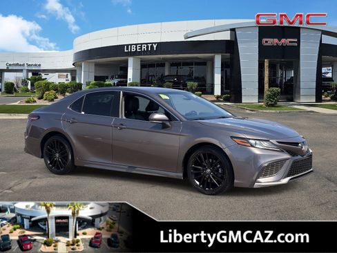 Used 2021 Toyota Camry XSE FWD image 1