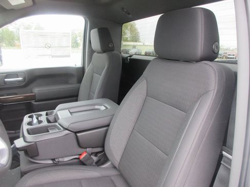 New 2026 GMC Sierra 2500 SLE image 14