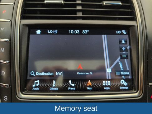 Used 2018 Lincoln MKX Reserve w/ Driver Assistance Package FWD image 26