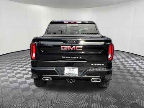Used 2025 GMC Sierra 1500 Denali AWD/4WD image 5
